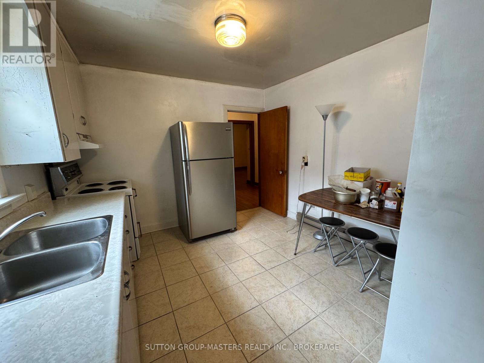 366 Division Street, Kingston, Ontario  K7K 4A3 - Photo 8 - X12414228
