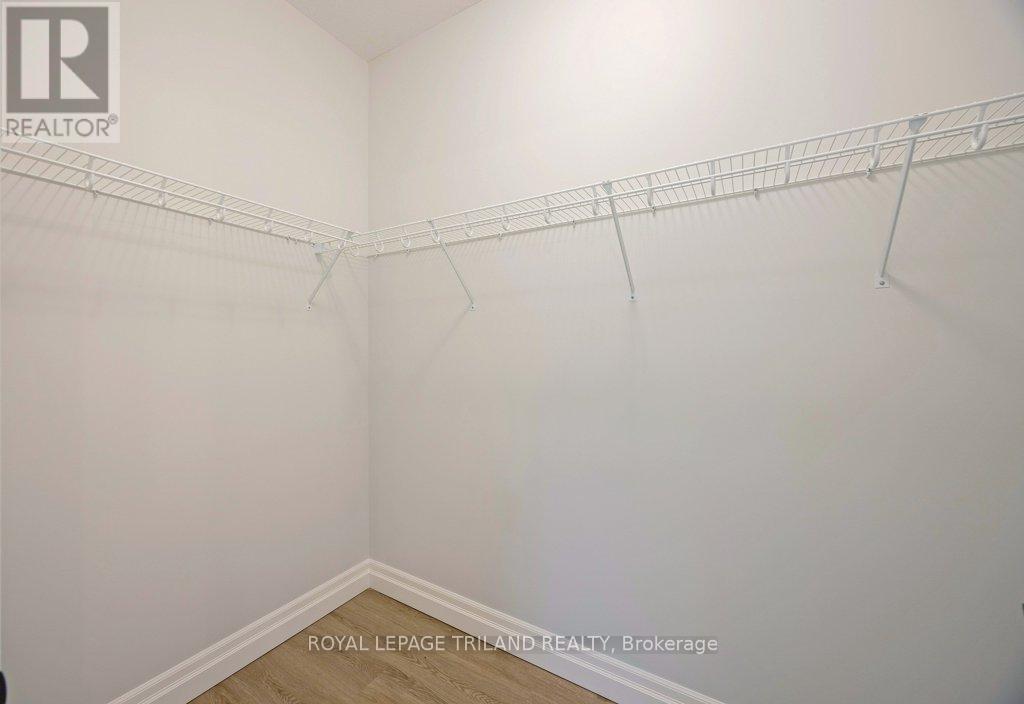 212 Nancy Street, Dutton/dunwich, Ontario  N0L 1J0 - Photo 30 - X12304806