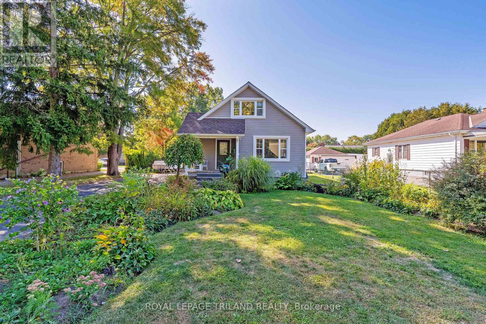 18 Tecumseh Street, St. Thomas, Ontario  N5P 2E1 - Photo 49 - X12408838