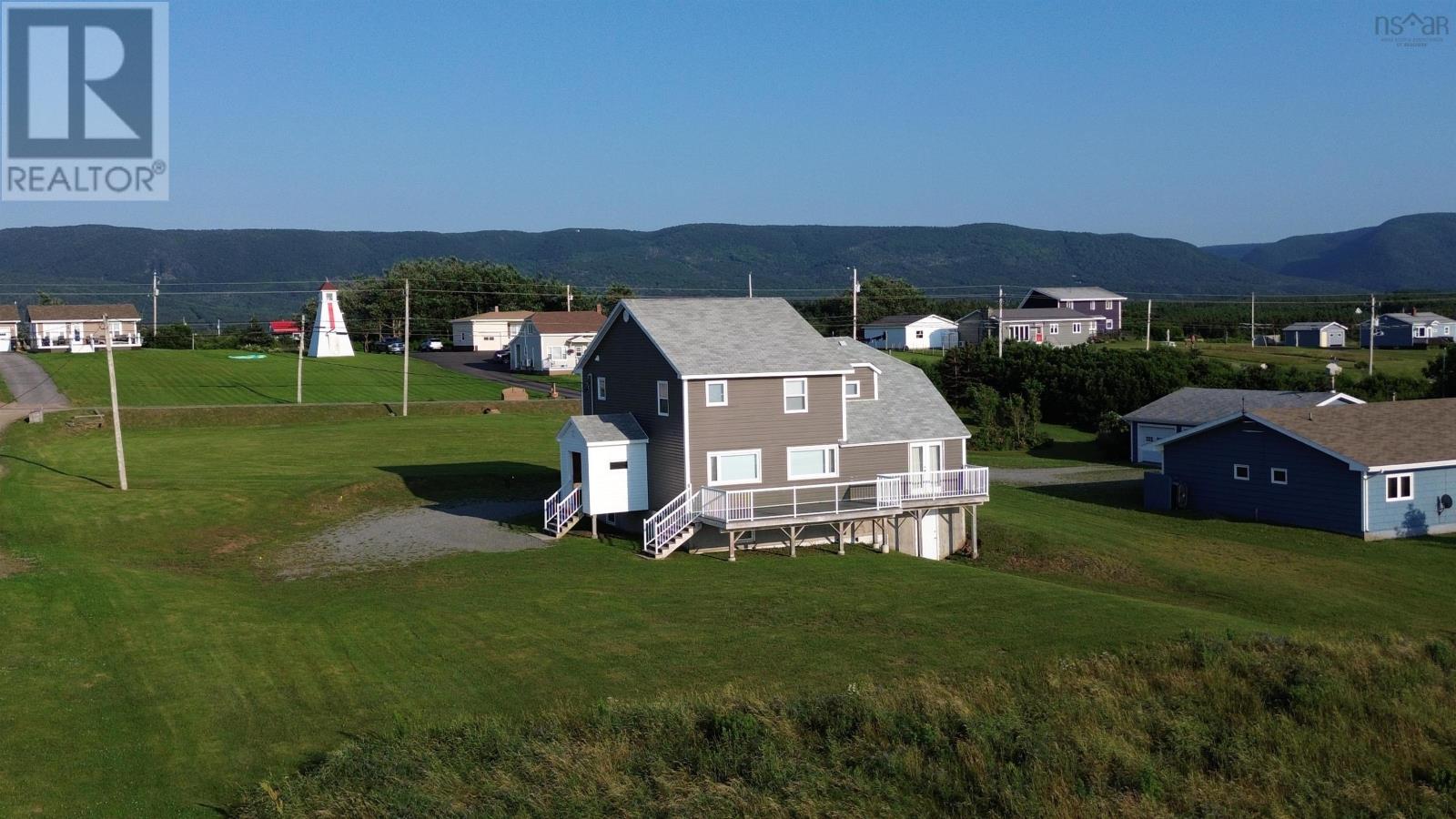 15715 Cabot Trail, Chéticamp, Nova Scotia  B0E 1H0 - Photo 3 - 202505533