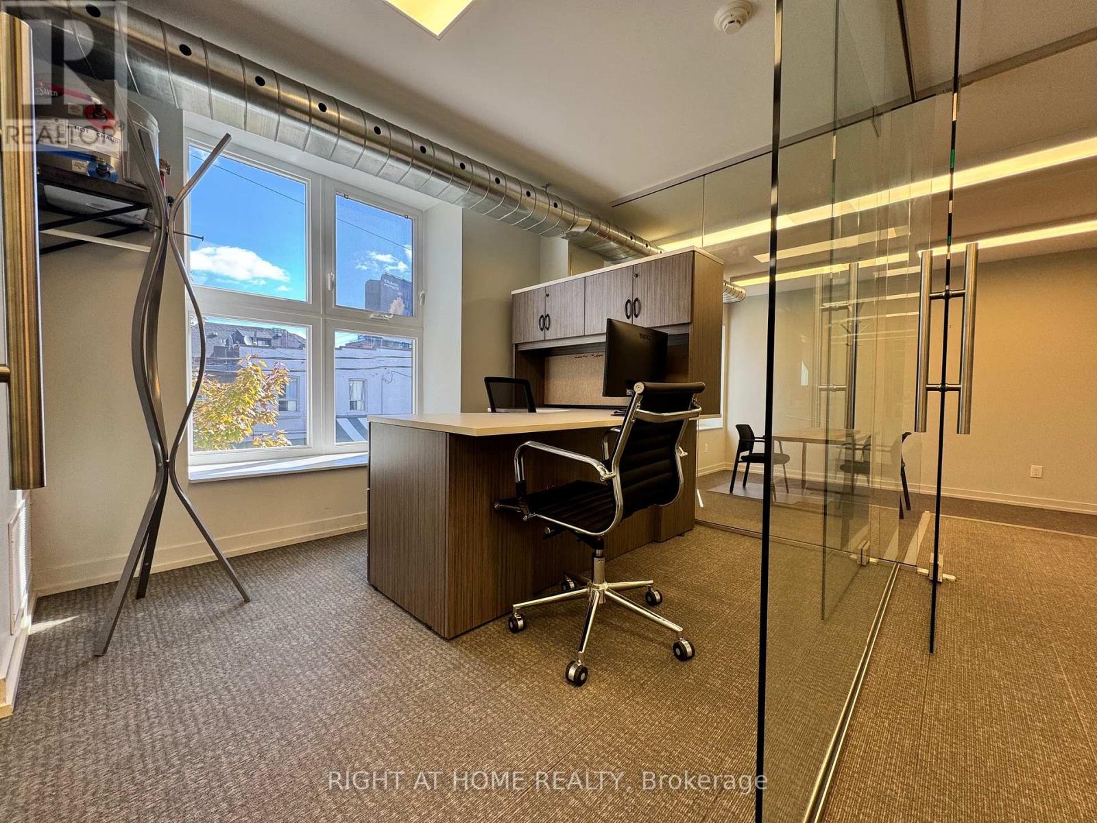 201 - 892 College Street, Toronto, Ontario  M6H 1A4 - Photo 21 - C12420112