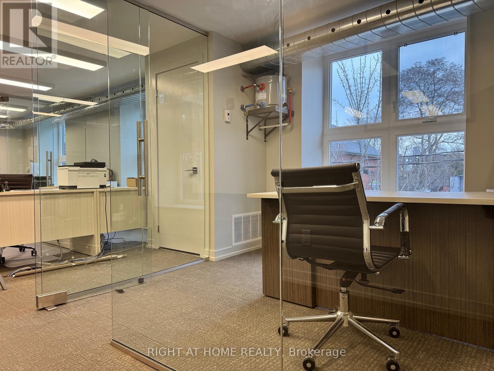 201 - 892 College Street, Toronto, Ontario  M6H 1A4 - Photo 4 - C12420112