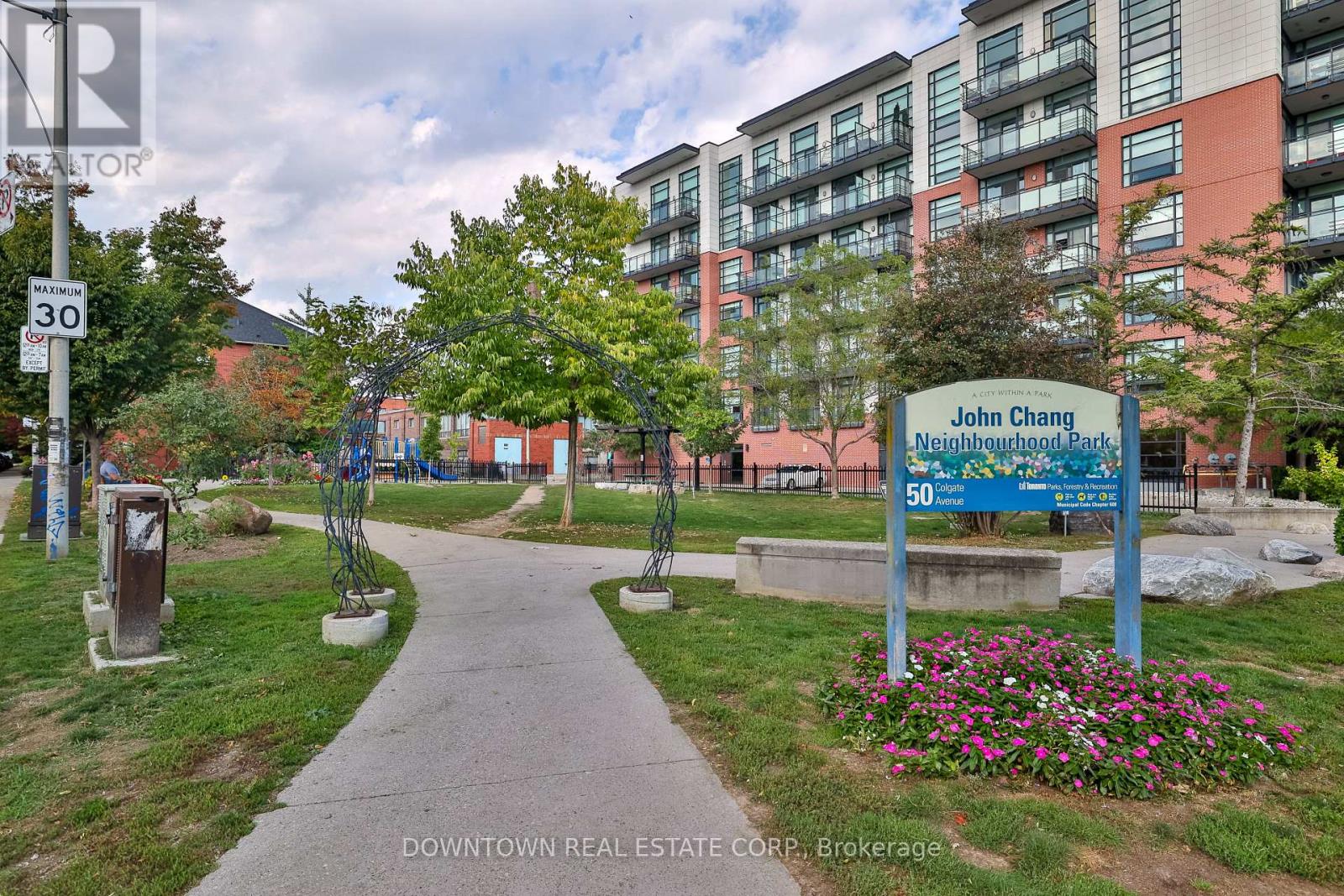 404 - 53 Colgate Avenue, Toronto, Ontario  M4M 1N6 - Photo 35 - E12420055
