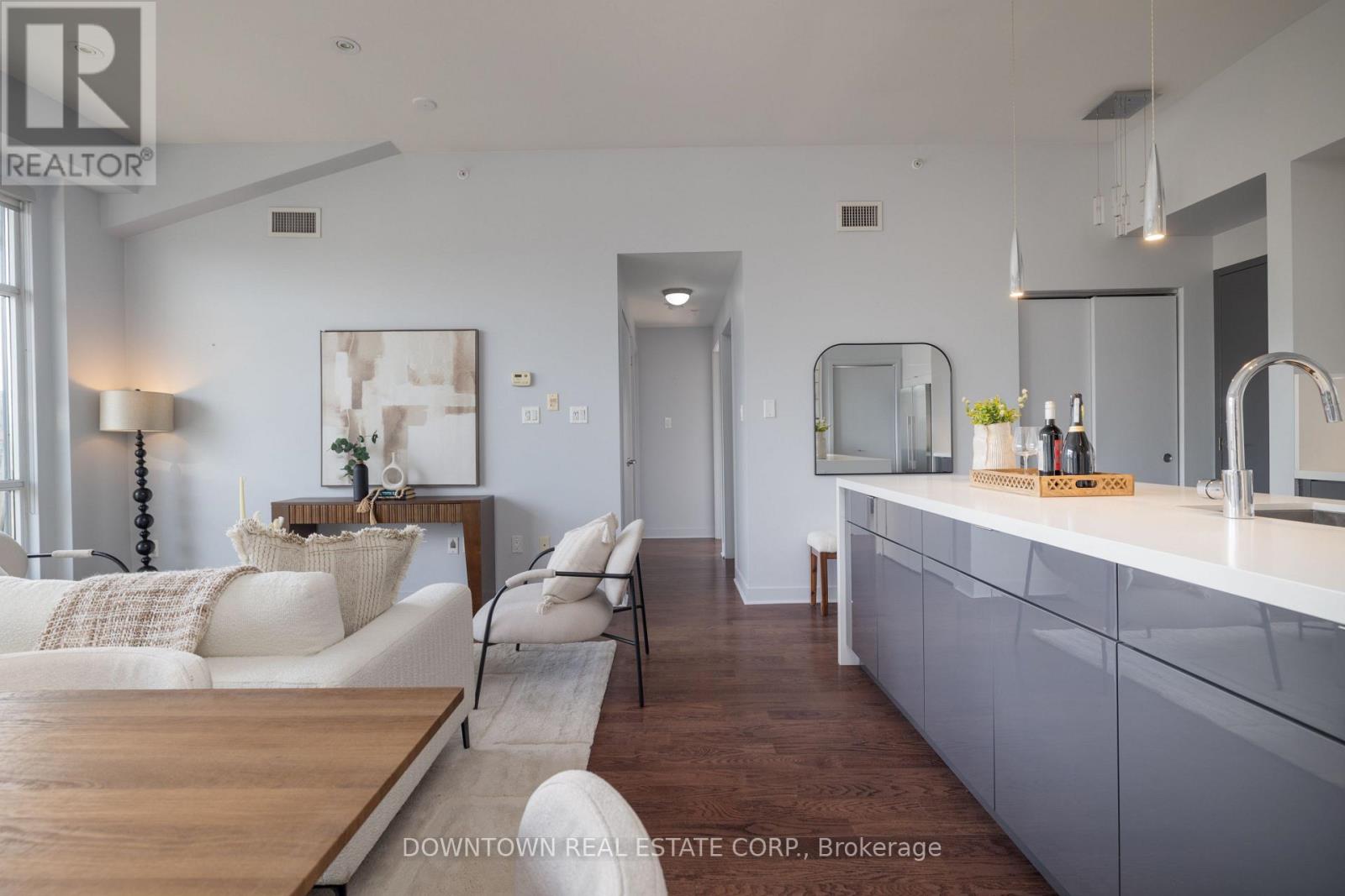 404 - 53 Colgate Avenue, Toronto, Ontario  M4M 1N6 - Photo 8 - E12420055