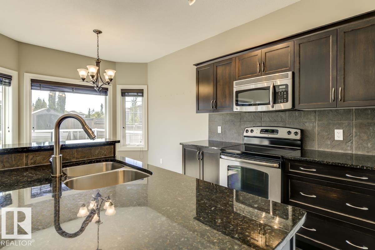 1794 Hammond Cr Nw, Edmonton, Alberta  T6M 0H9 - Photo 11 - E4458986