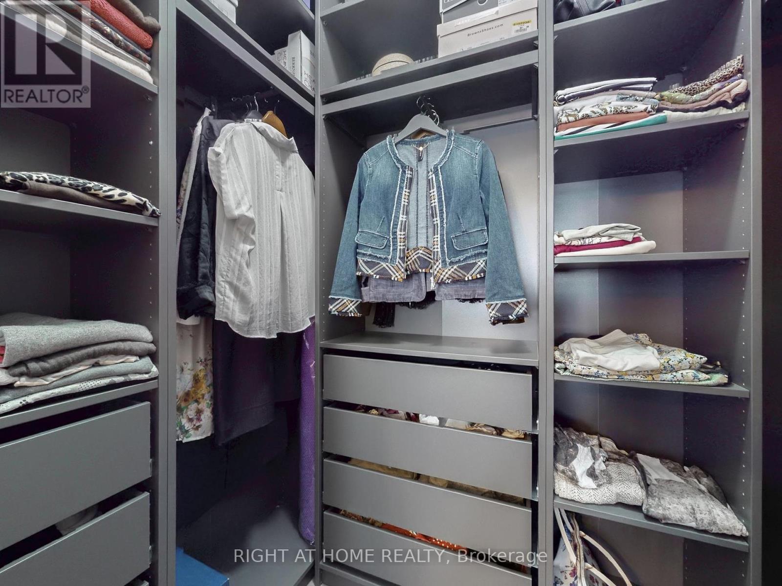 163 Lebovic Campus Drive, Vaughan, Ontario  L6A 5A1 - Photo 9 - N12420058