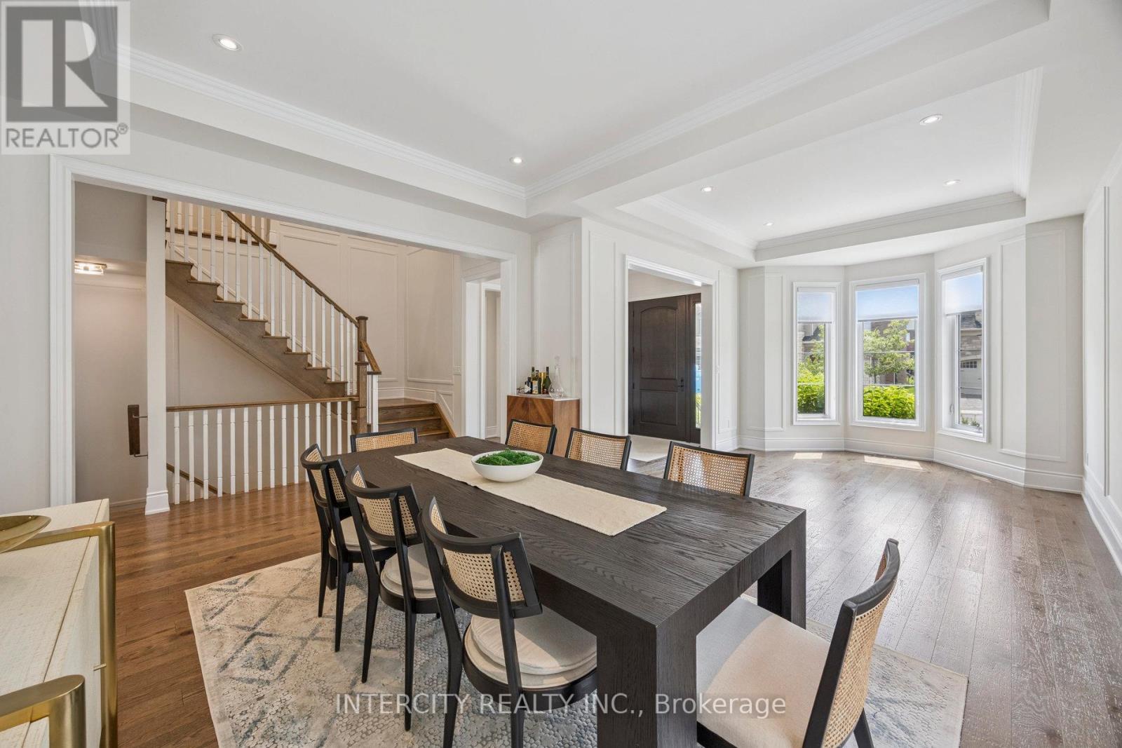 8 Larkin Avenue, King, Ontario  L7B 0N8 - Photo 13 - N12420103