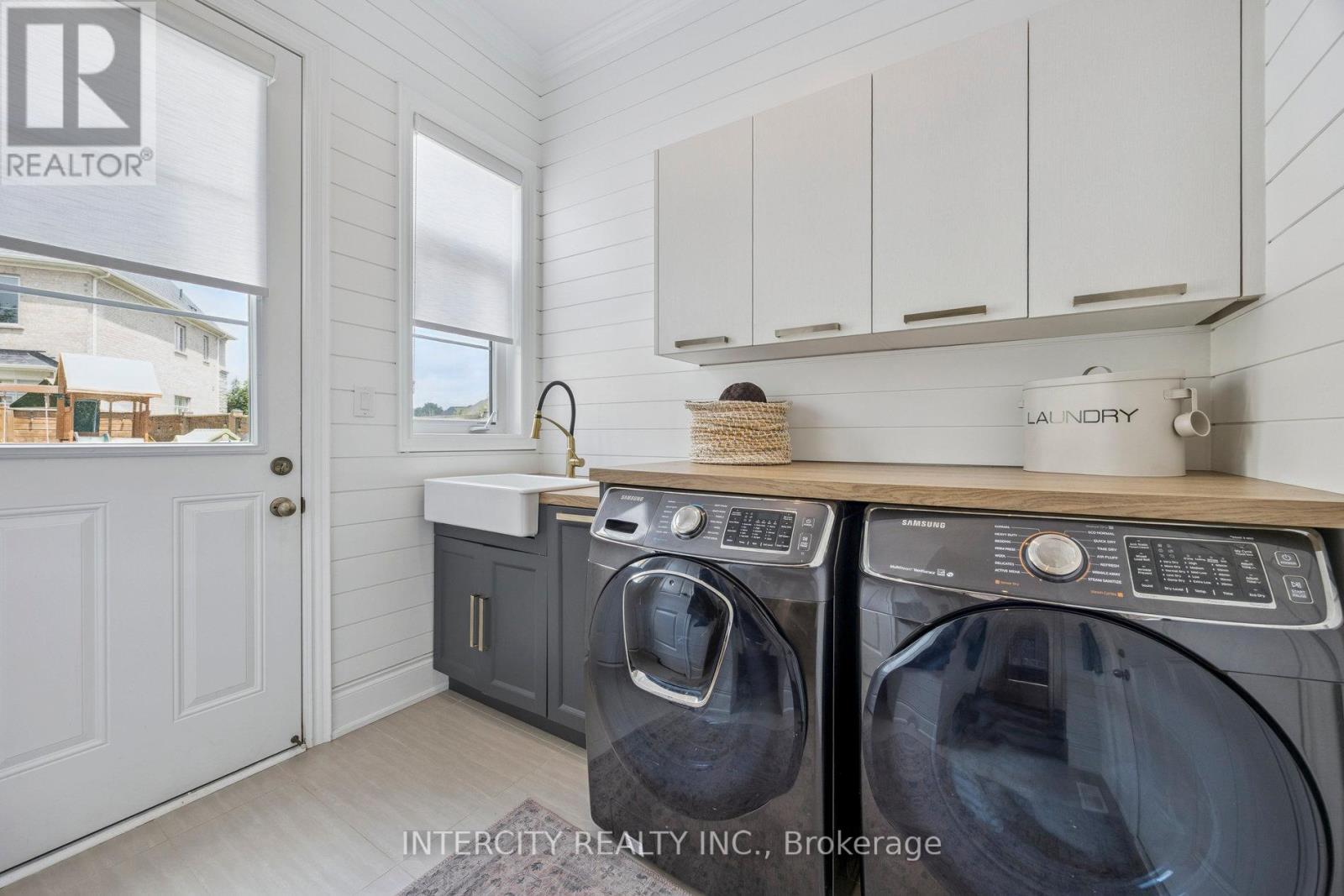 8 Larkin Avenue, King, Ontario  L7B 0N8 - Photo 21 - N12420103