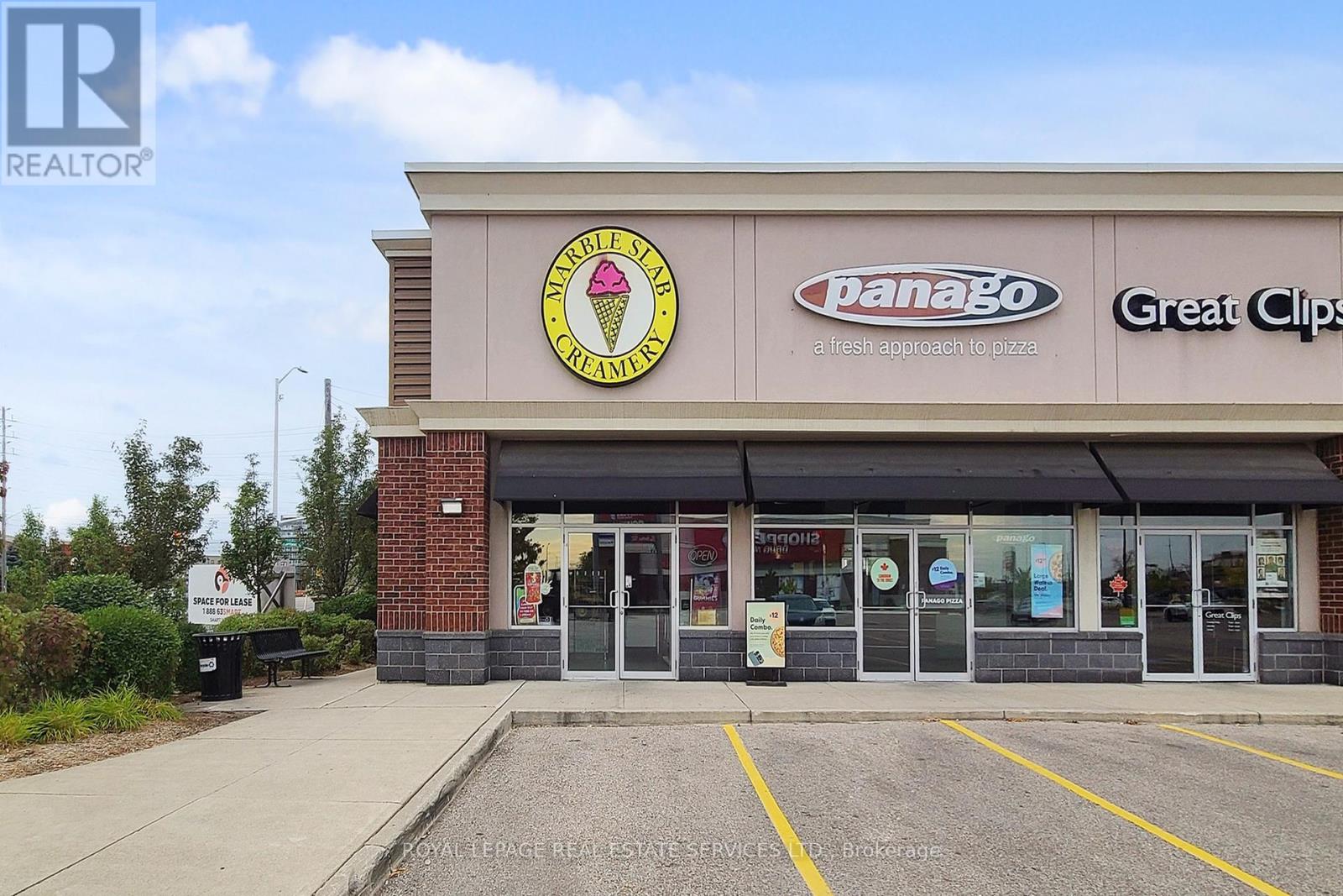 3047 Appleby Line, Burlington, Ontario  L7M 0V7 - Photo 1 - W12418046