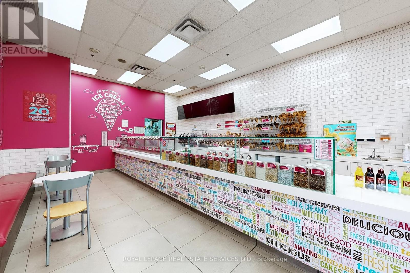 3047 Appleby Line, Burlington, Ontario  L7M 0V7 - Photo 10 - W12418046