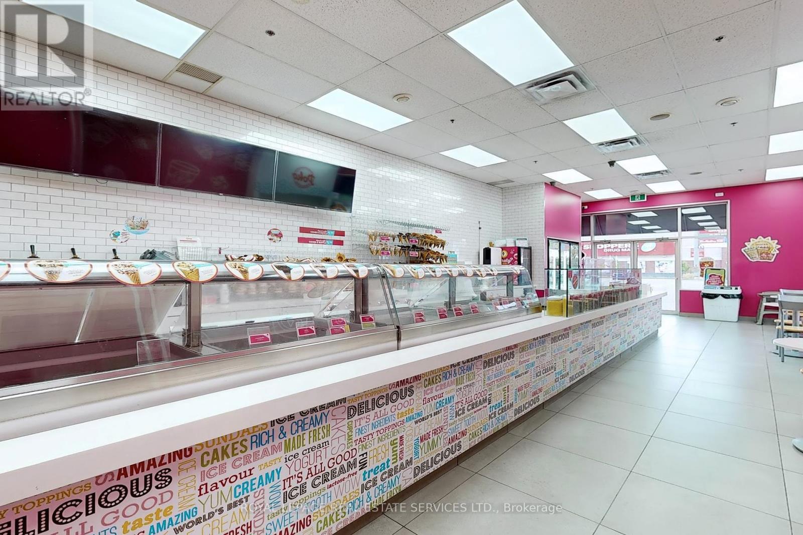 3047 Appleby Line, Burlington, Ontario  L7M 0V7 - Photo 12 - W12418046