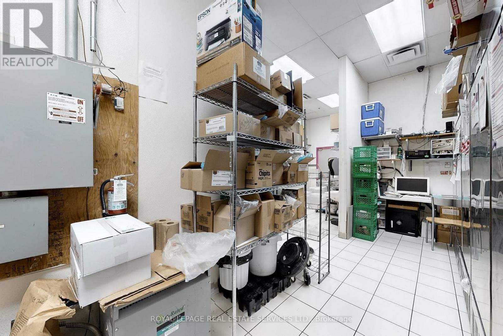 3047 Appleby Line, Burlington, Ontario  L7M 0V7 - Photo 41 - W12418046