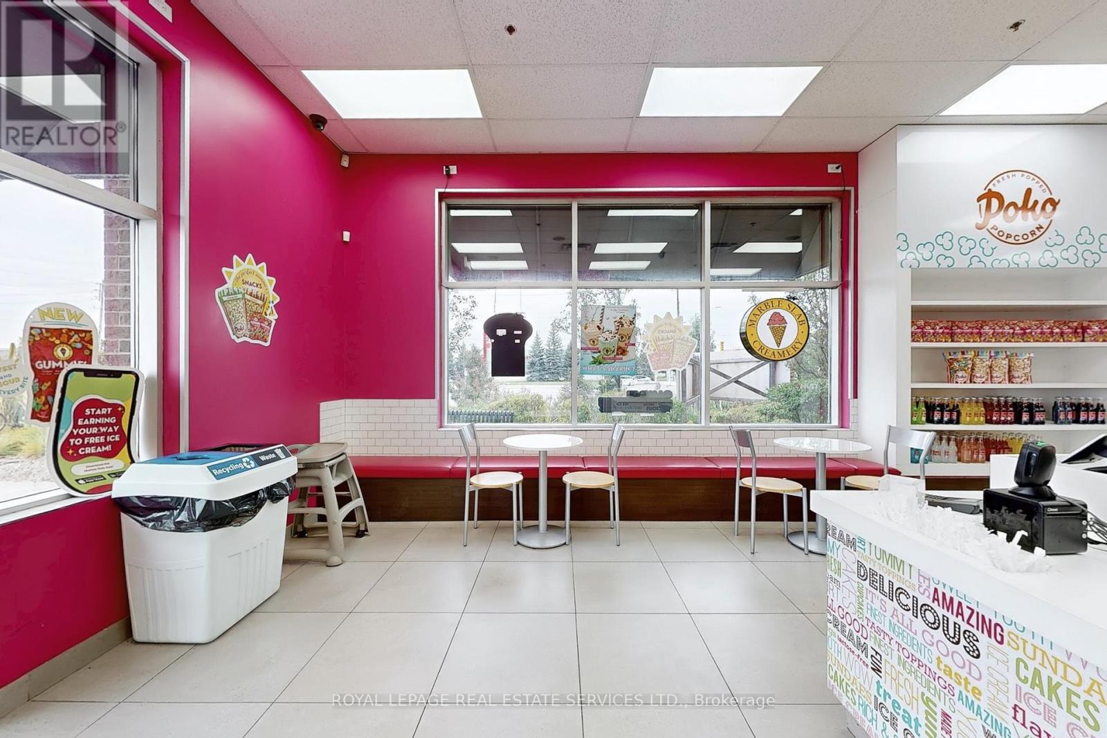 3047 Appleby Line, Burlington, Ontario  L7M 0V7 - Photo 9 - W12418046