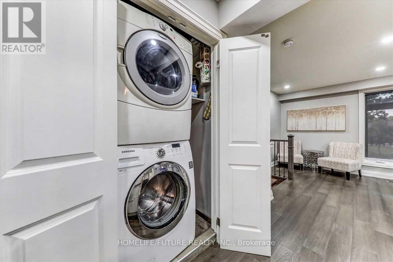 20 Brantley Crescent, Toronto, Ontario  M3J 1X5 - Photo 15 - W12420091