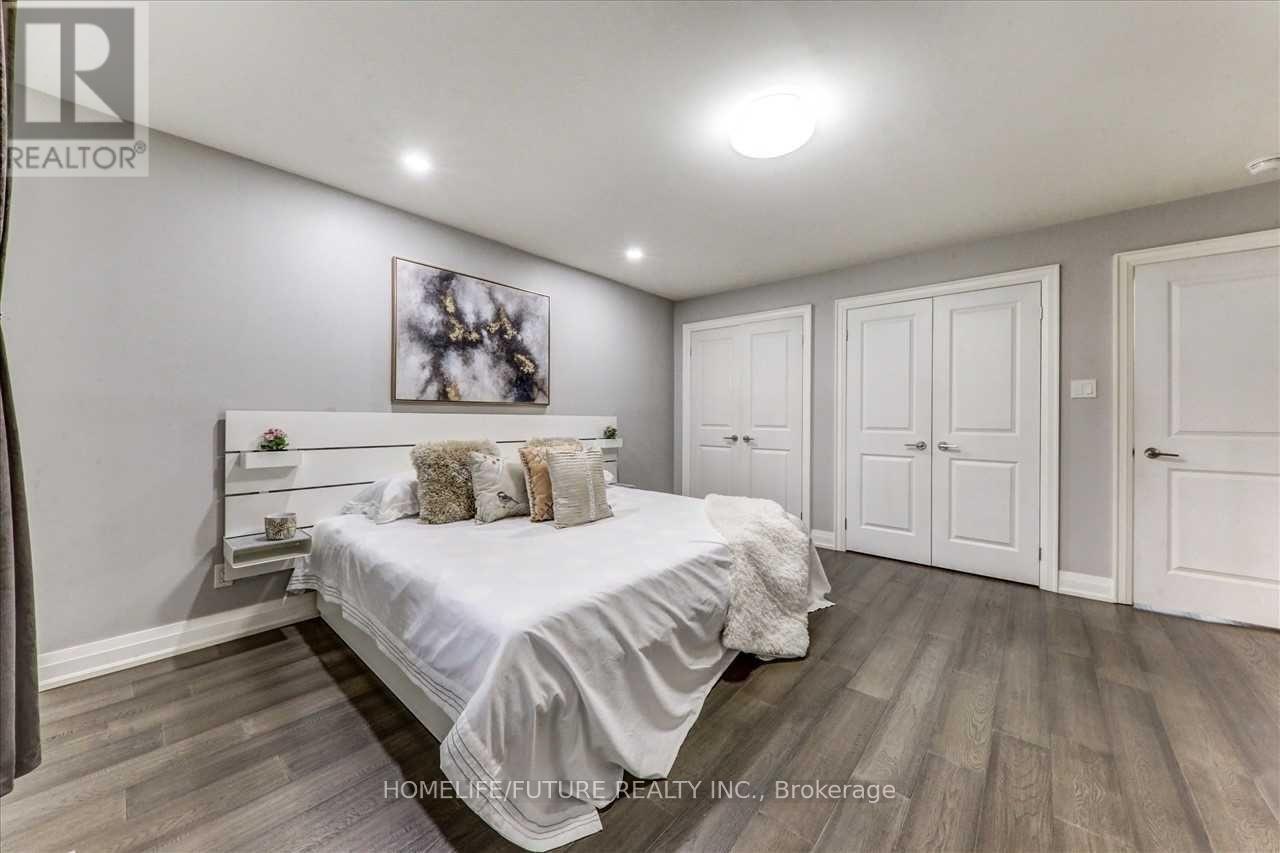 20 Brantley Crescent, Toronto, Ontario  M3J 1X5 - Photo 18 - W12420091