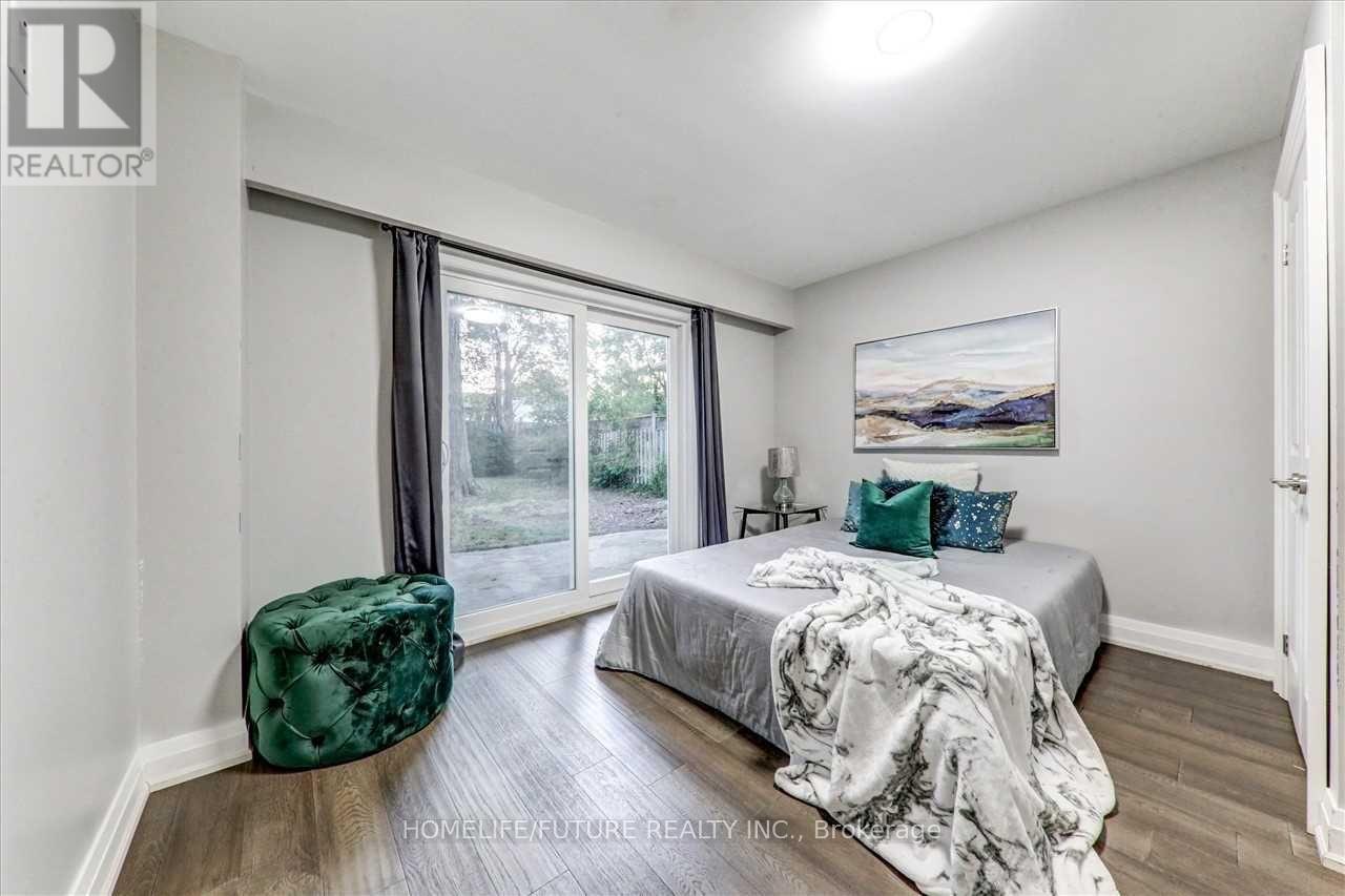 20 Brantley Crescent, Toronto, Ontario  M3J 1X5 - Photo 25 - W12420091