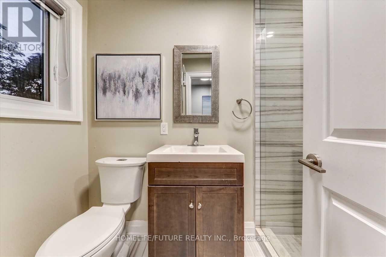 20 Brantley Crescent, Toronto, Ontario  M3J 1X5 - Photo 27 - W12420091