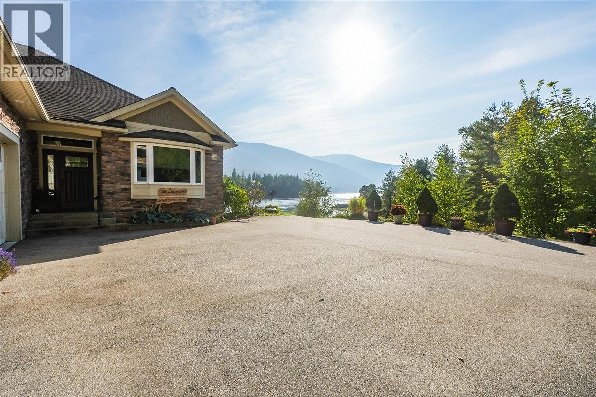 48-7126 Highway 3a Highway, Nelson, British Columbia  V1L 6S4 - Photo 14 - 10363679