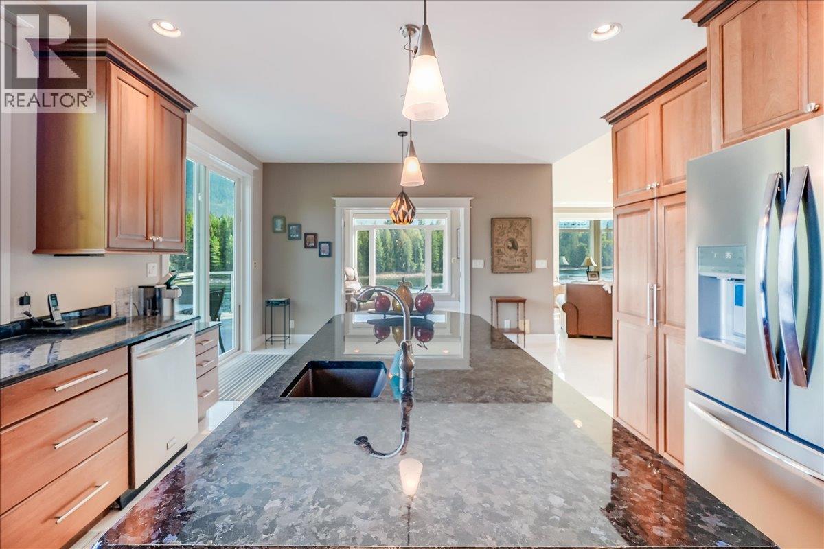 48-7126 Highway 3a Highway, Nelson, British Columbia  V1L 6S4 - Photo 28 - 10363679