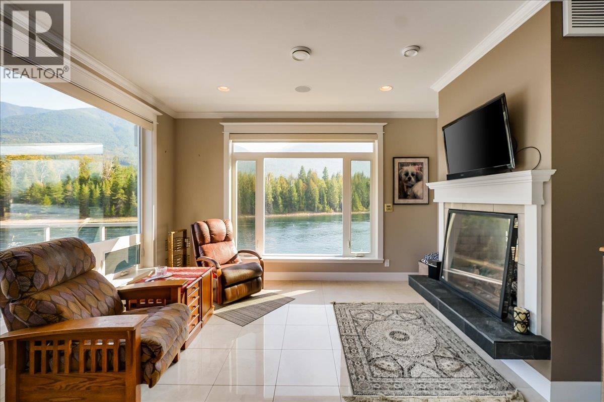 48-7126 Highway 3a Highway, Nelson, British Columbia  V1L 6S4 - Photo 23 - 10363679