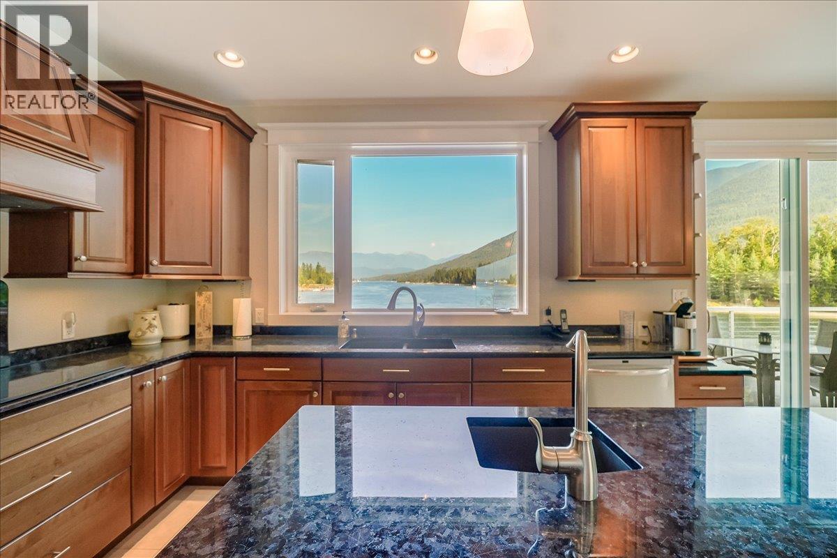 48-7126 Highway 3a Highway, Nelson, British Columbia  V1L 6S4 - Photo 30 - 10363679