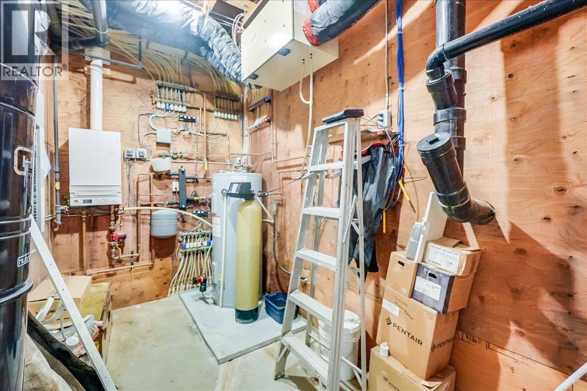 48-7126 Highway 3a Highway, Nelson, British Columbia  V1L 6S4 - Photo 57 - 10363679