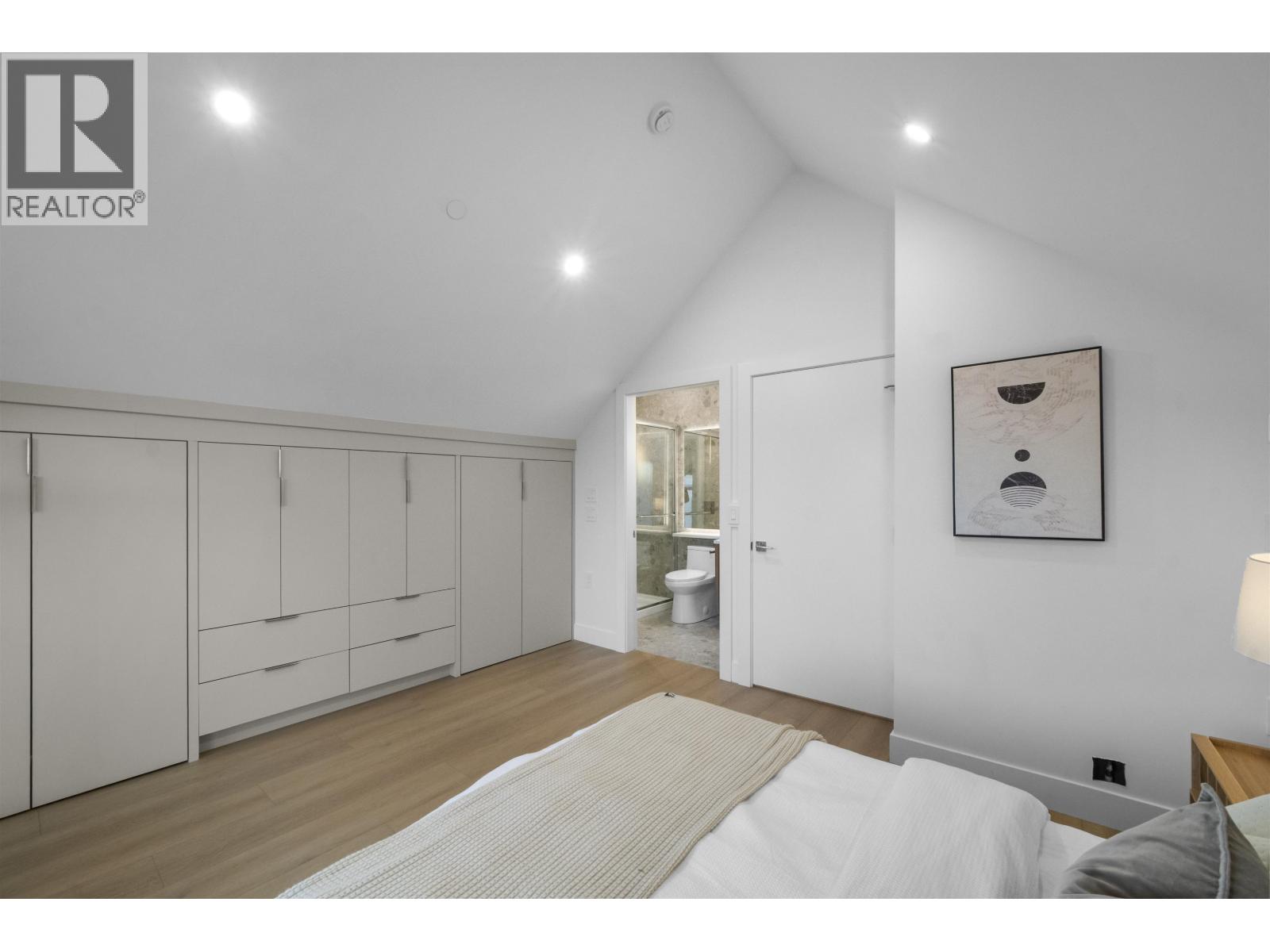 2 2386 E 45th Avenue, Vancouver, British Columbia  V5R 1K3 - Photo 14 - R3050697