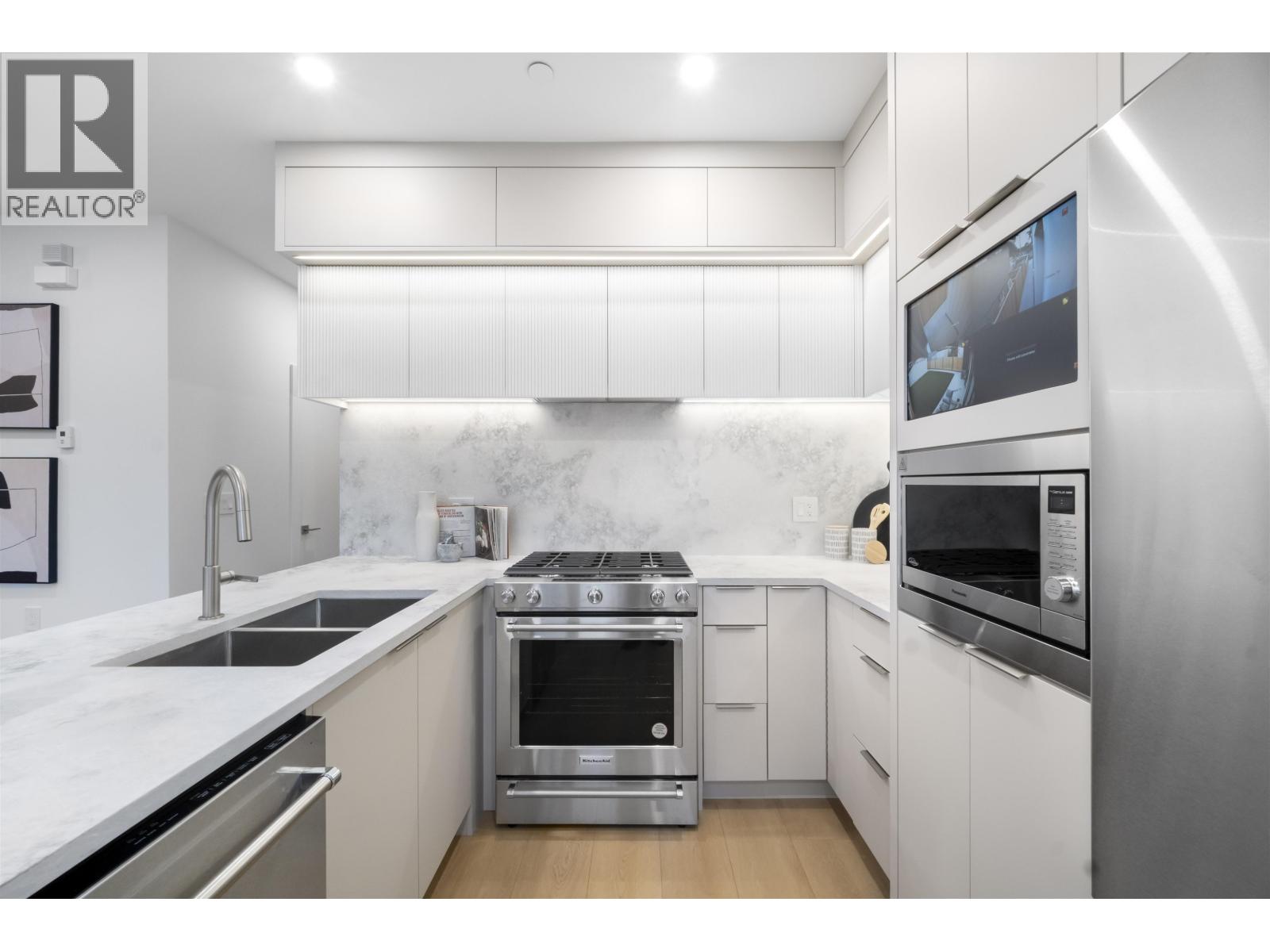 2 2386 E 45th Avenue, Vancouver, British Columbia  V5R 1K3 - Photo 8 - R3050697