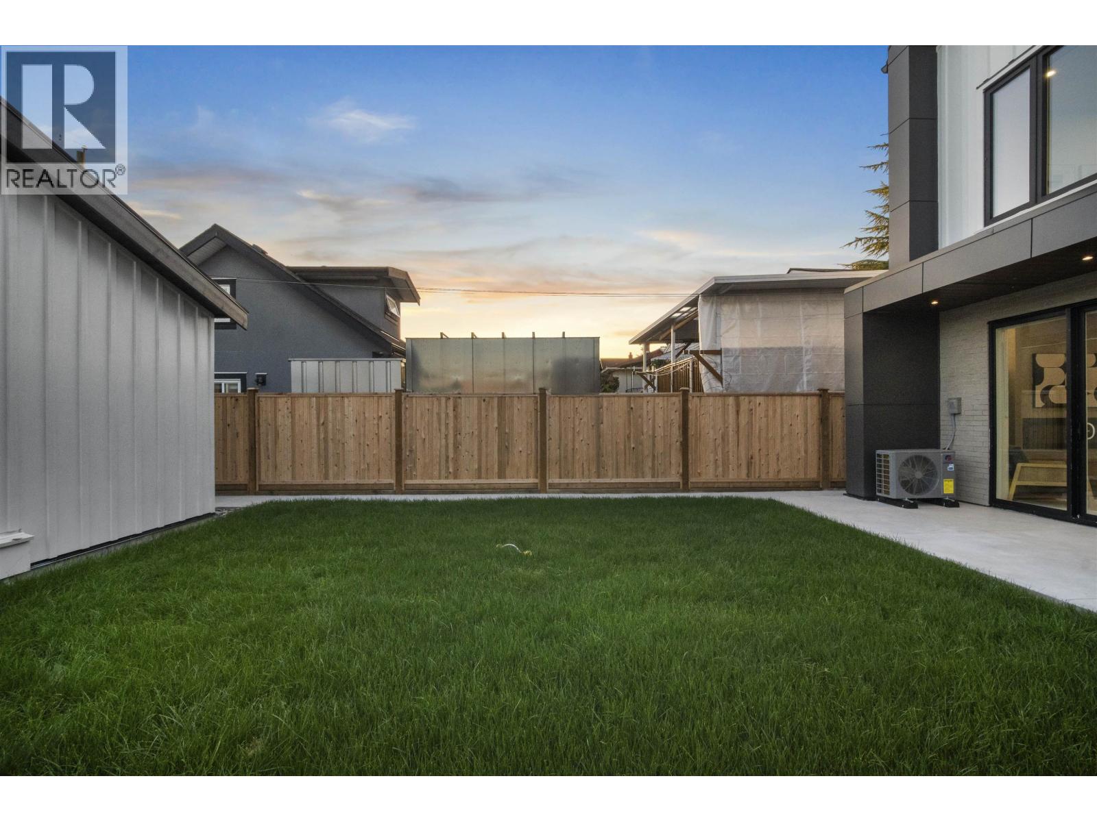 2 2386 E 45th Avenue, Vancouver, British Columbia  V5R 1K3 - Photo 17 - R3050697