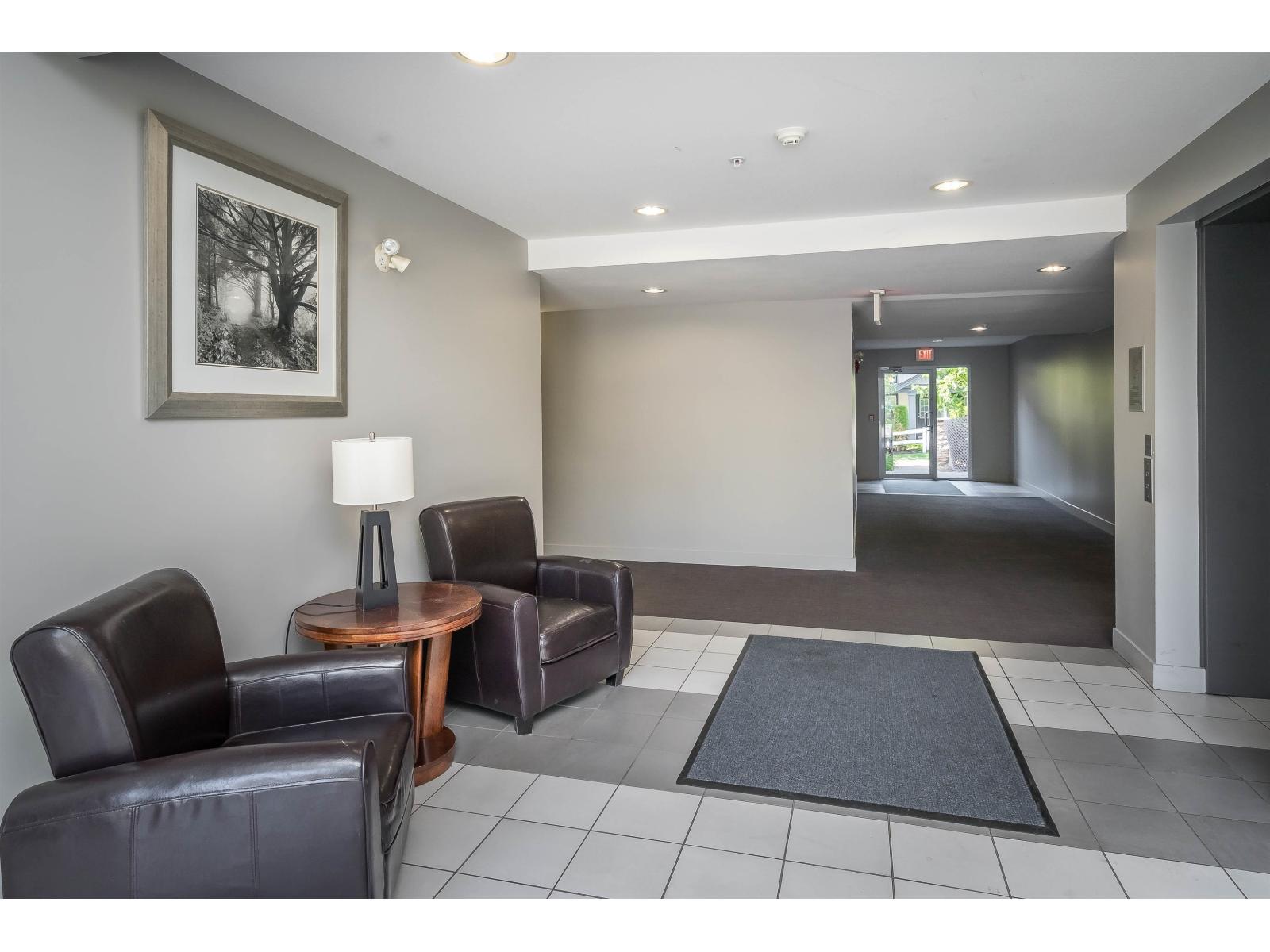 209 19320 65 Avenue, Surrey, British Columbia  V4N 0A3 - Photo 3 - R3050705