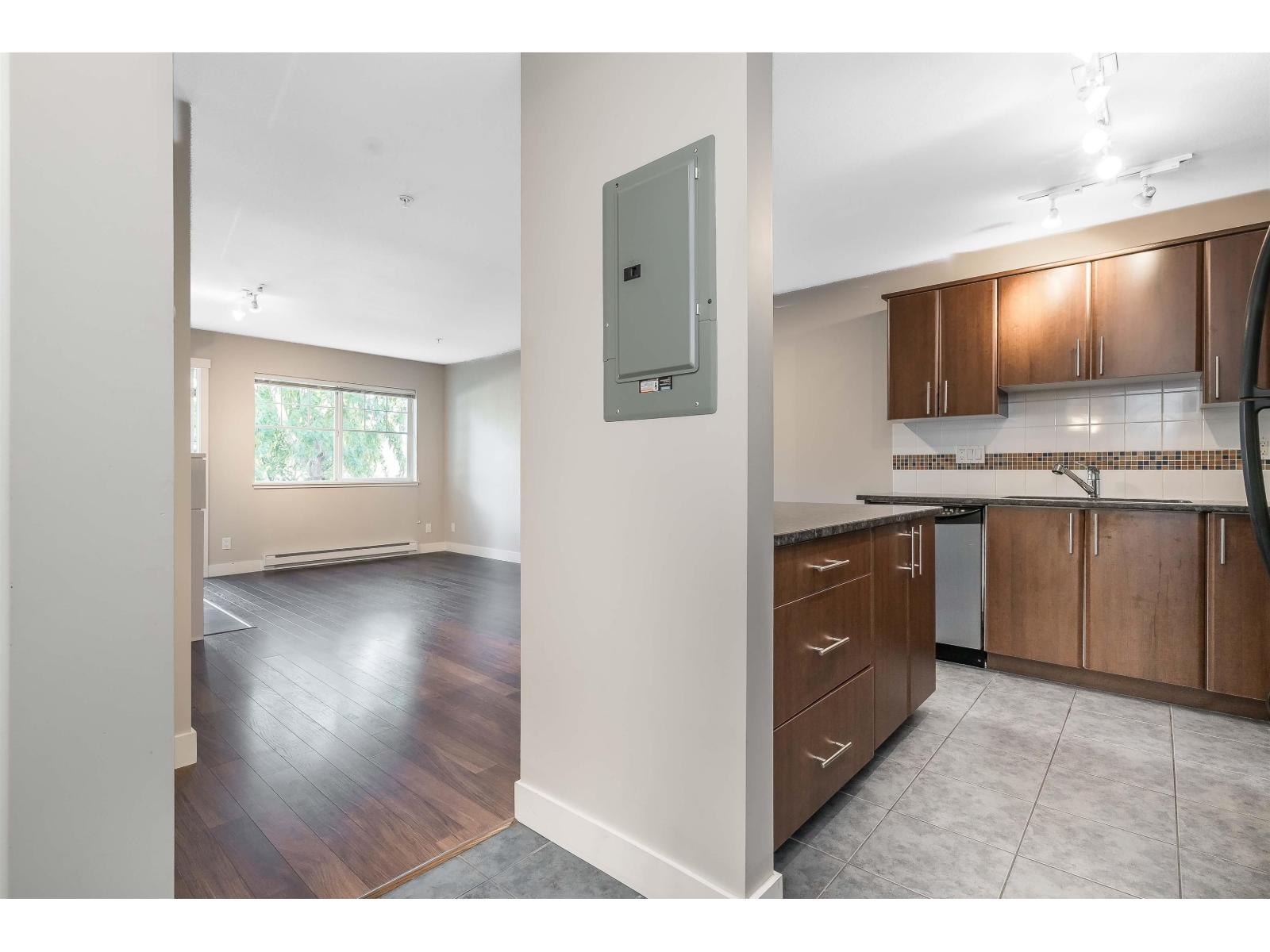 209 19320 65 Avenue, Surrey, British Columbia  V4N 0A3 - Photo 4 - R3050705