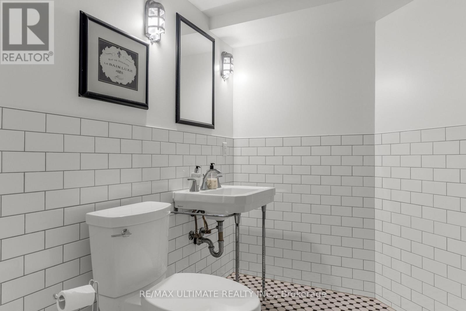 9 Karen Court, Pelham, Ontario  L0S 1E4 - Photo 32 - X12420104