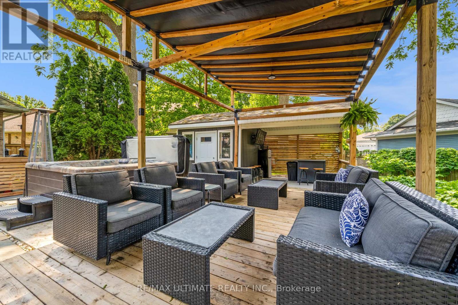 9 Karen Court, Pelham, Ontario  L0S 1E4 - Photo 41 - X12420104