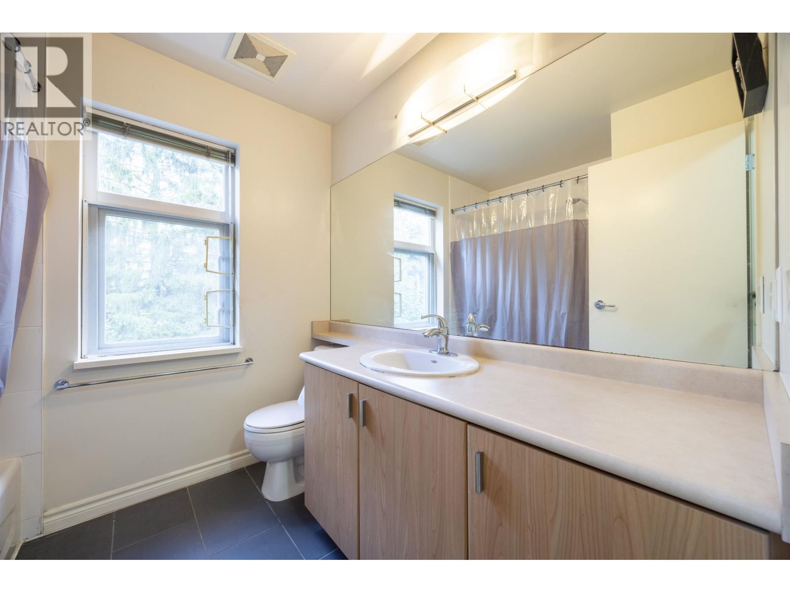 46 6878 Southpoint Drive, Burnaby, British Columbia  V3N 5E4 - Photo 18 - R3050834