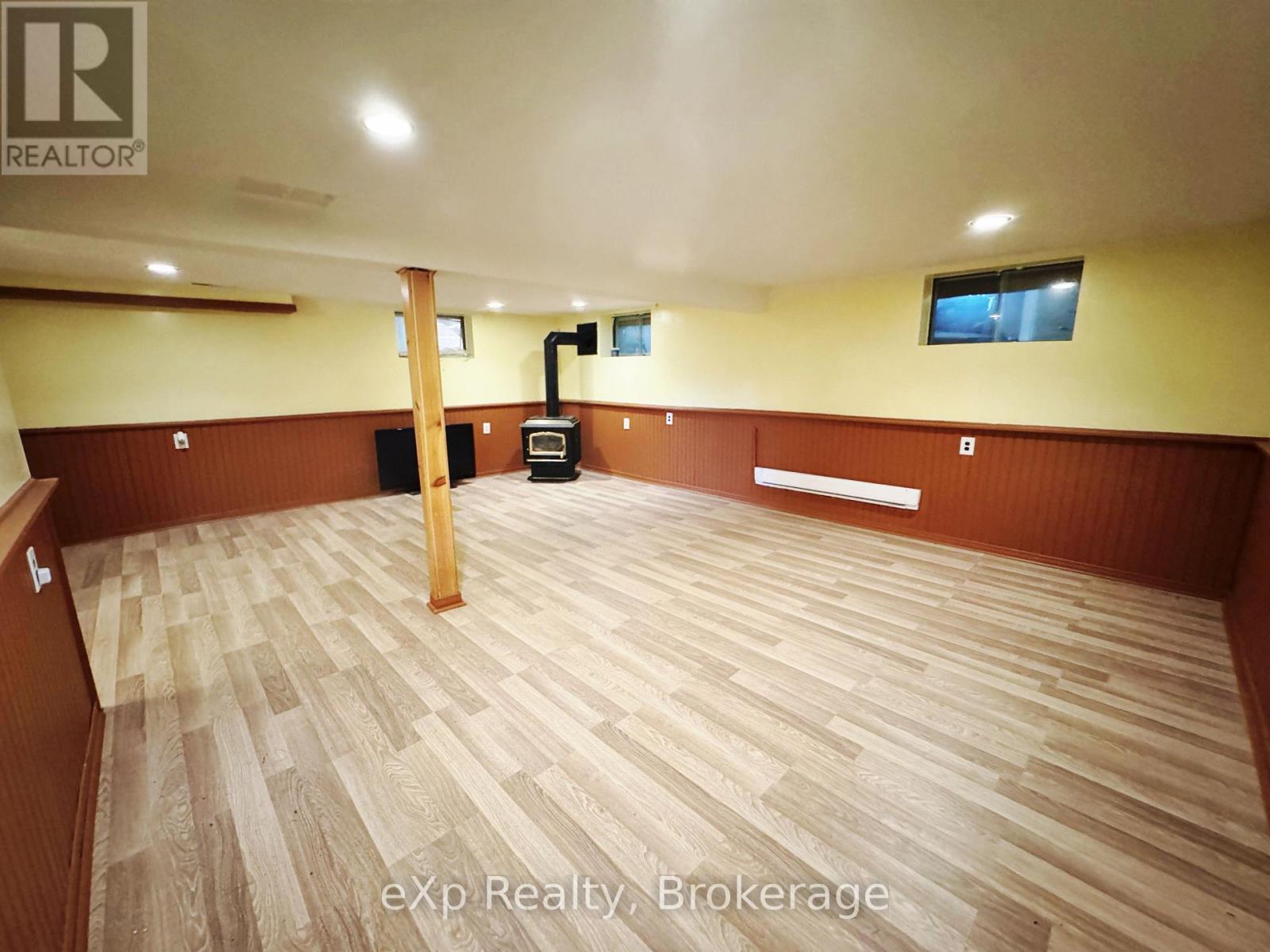 180 Beaumont Drive, Bracebridge, Ontario  P1L 1X2 - Photo 20 - X12420139