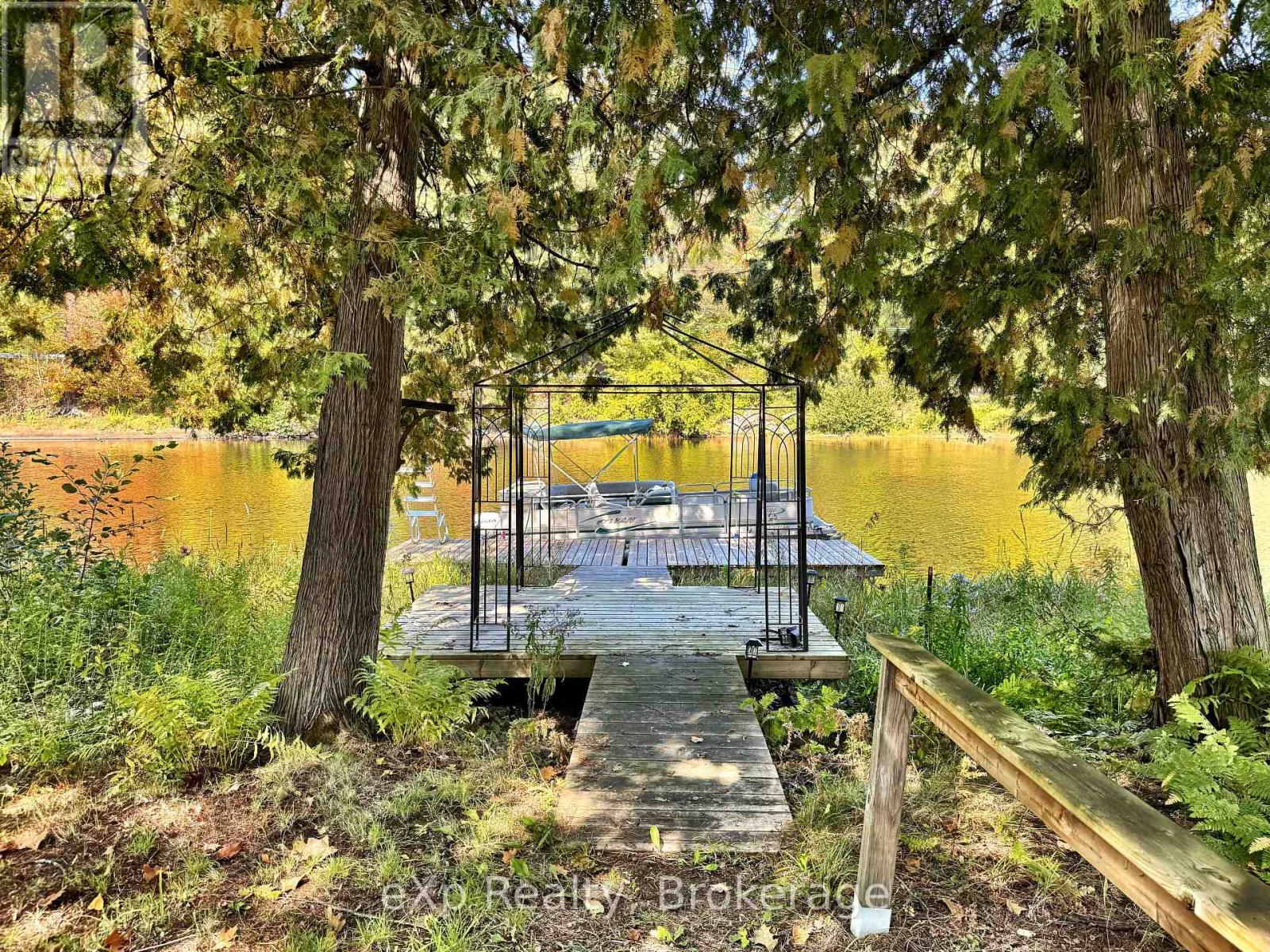 180 Beaumont Drive, Bracebridge, Ontario  P1L 1X2 - Photo 24 - X12420139