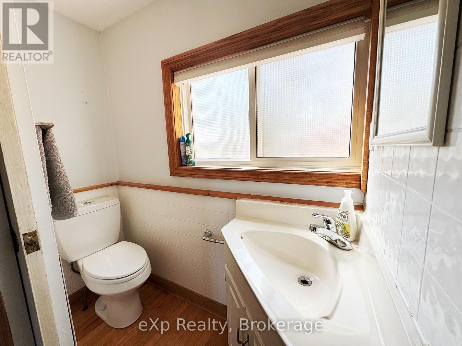 180 Beaumont Drive, Bracebridge, Ontario  P1L 1X2 - Photo 28 - X12420139