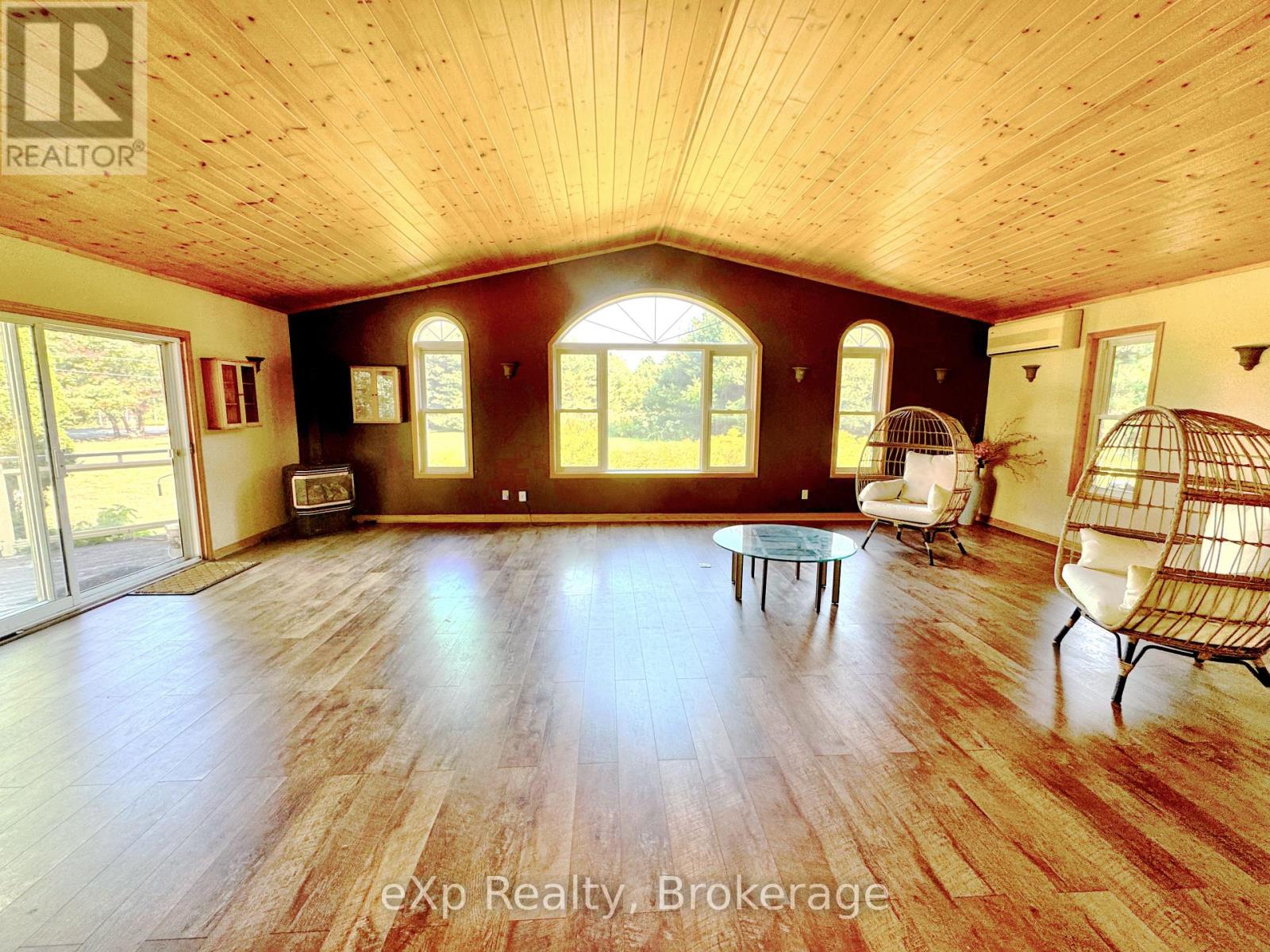 180 Beaumont Drive, Bracebridge, Ontario  P1L 1X2 - Photo 9 - X12420139