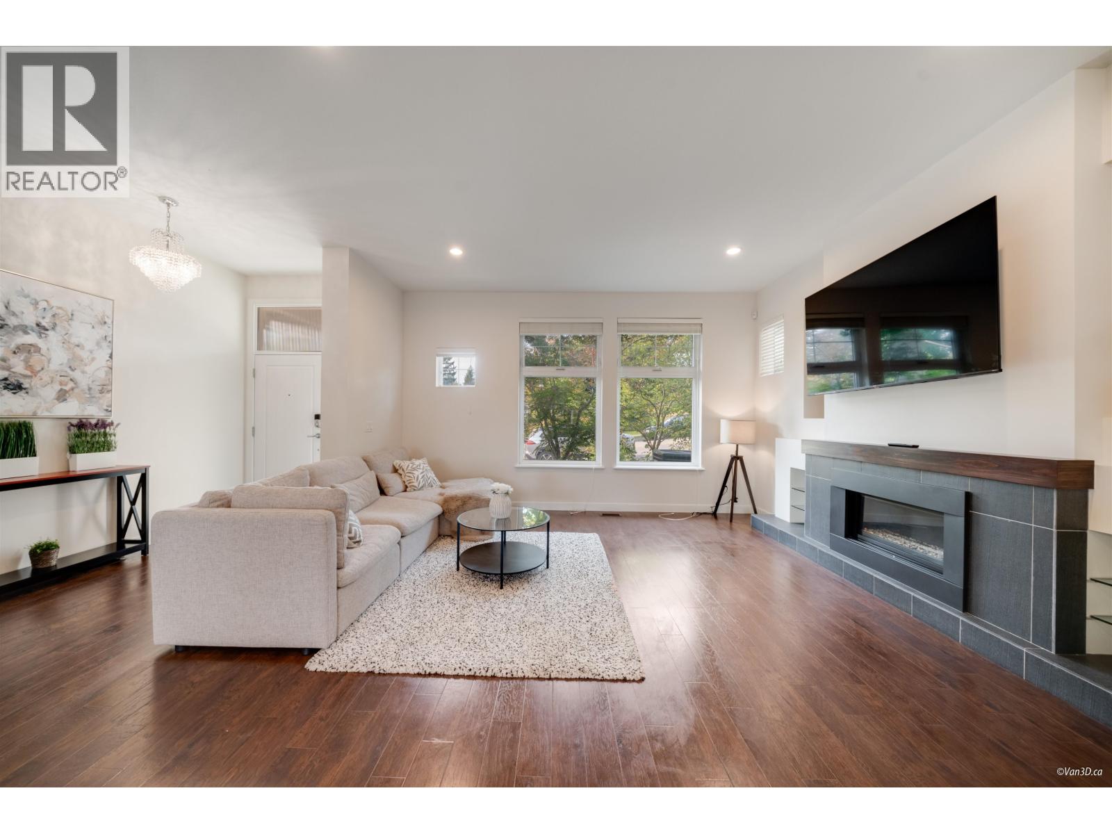 1249 Soball Street, Coquitlam, British Columbia  V3B 3H7 - Photo 2 - R3050801