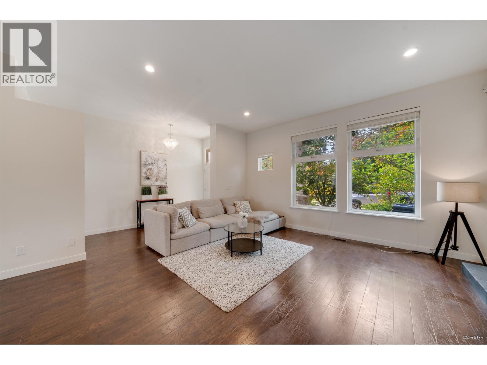 1249 Soball Street, Coquitlam, British Columbia  V3B 3H7 - Photo 7 - R3050801