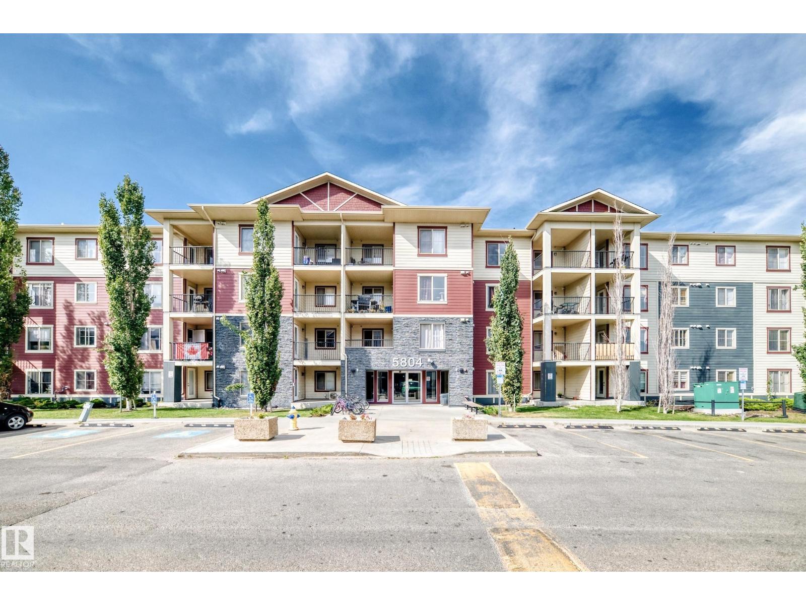 #118 5804 Mullen Place NW, Edmonton, Alberta