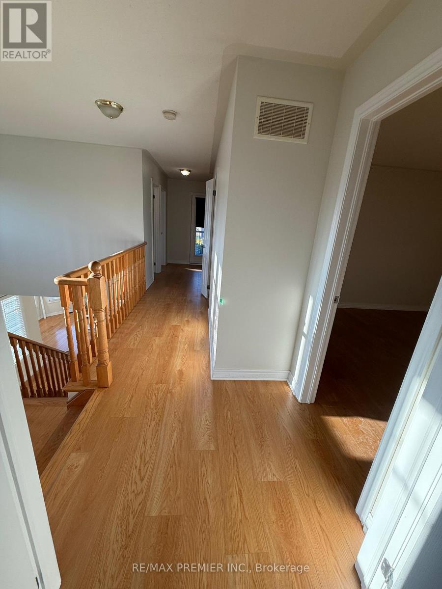 1 Poulias Avenue, Richmond Hill, Ontario  L4E 4X5 - Photo 12 - N12414078