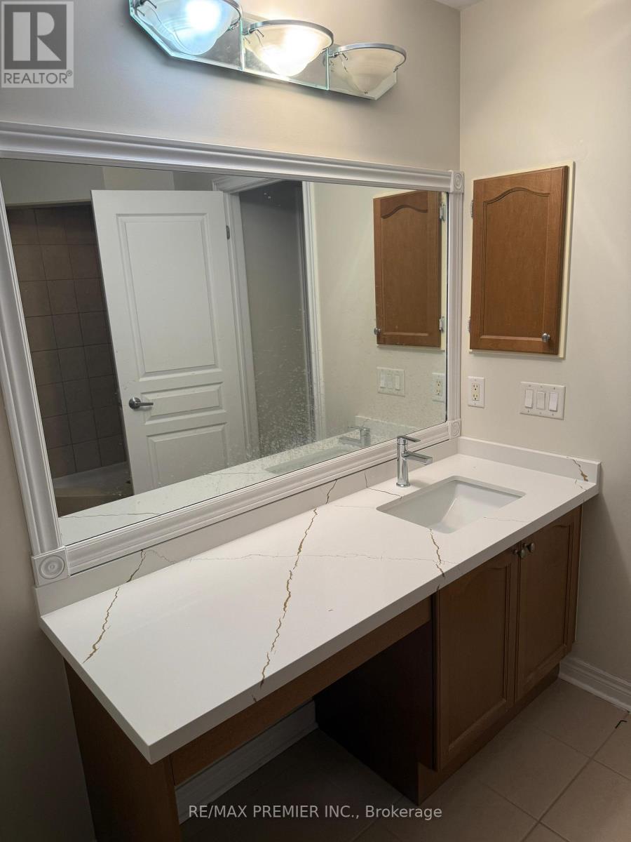 1 Poulias Avenue, Richmond Hill, Ontario  L4E 4X5 - Photo 15 - N12414078