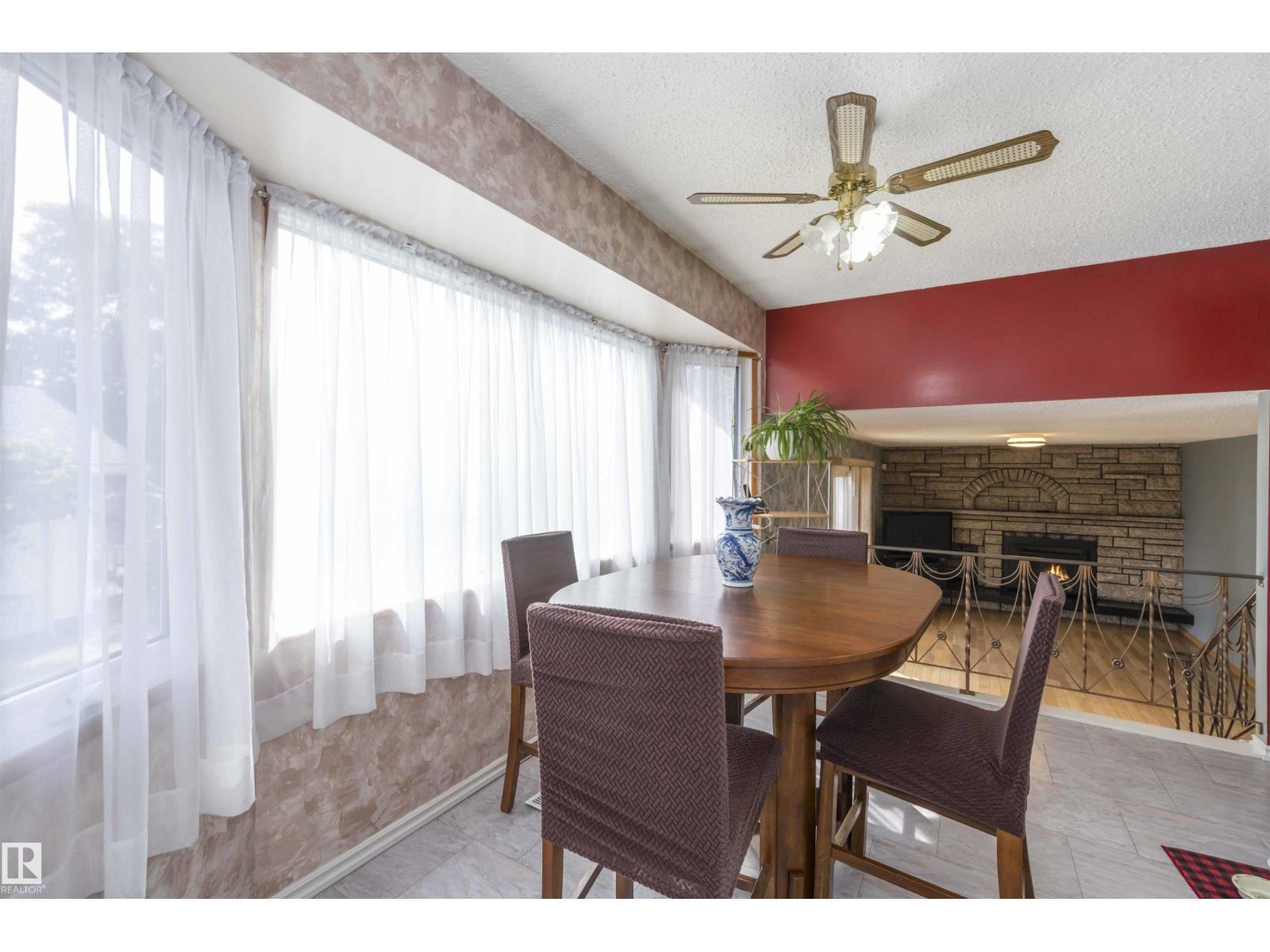 1412 Knottwood Rd E Nw, Edmonton, Alberta  T6K 2J9 - Photo 15 - E4458988