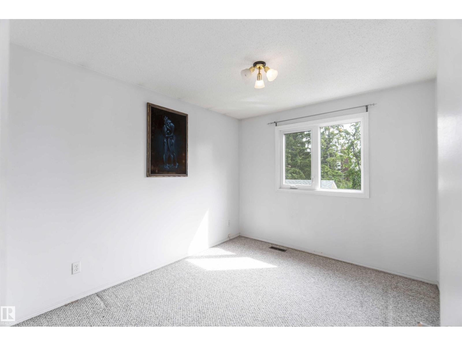 1412 Knottwood Rd E Nw, Edmonton, Alberta  T6K 2J9 - Photo 33 - E4458988