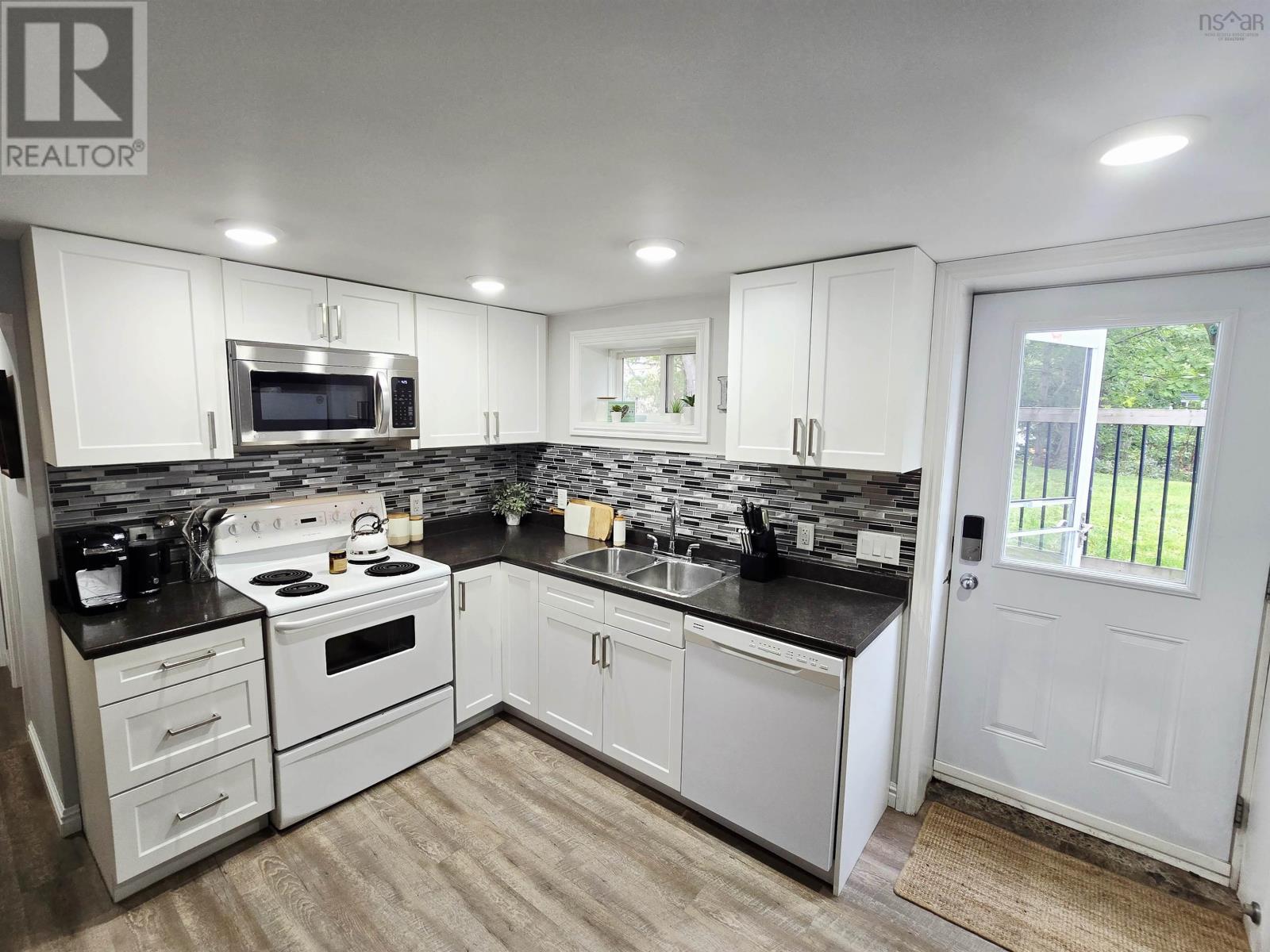 Property at 4 Ida Street image 3