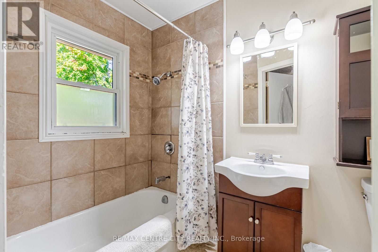 90 Caverly Road, Aylmer, Ontario  N5H 2P4 - Photo 21 - X12420145