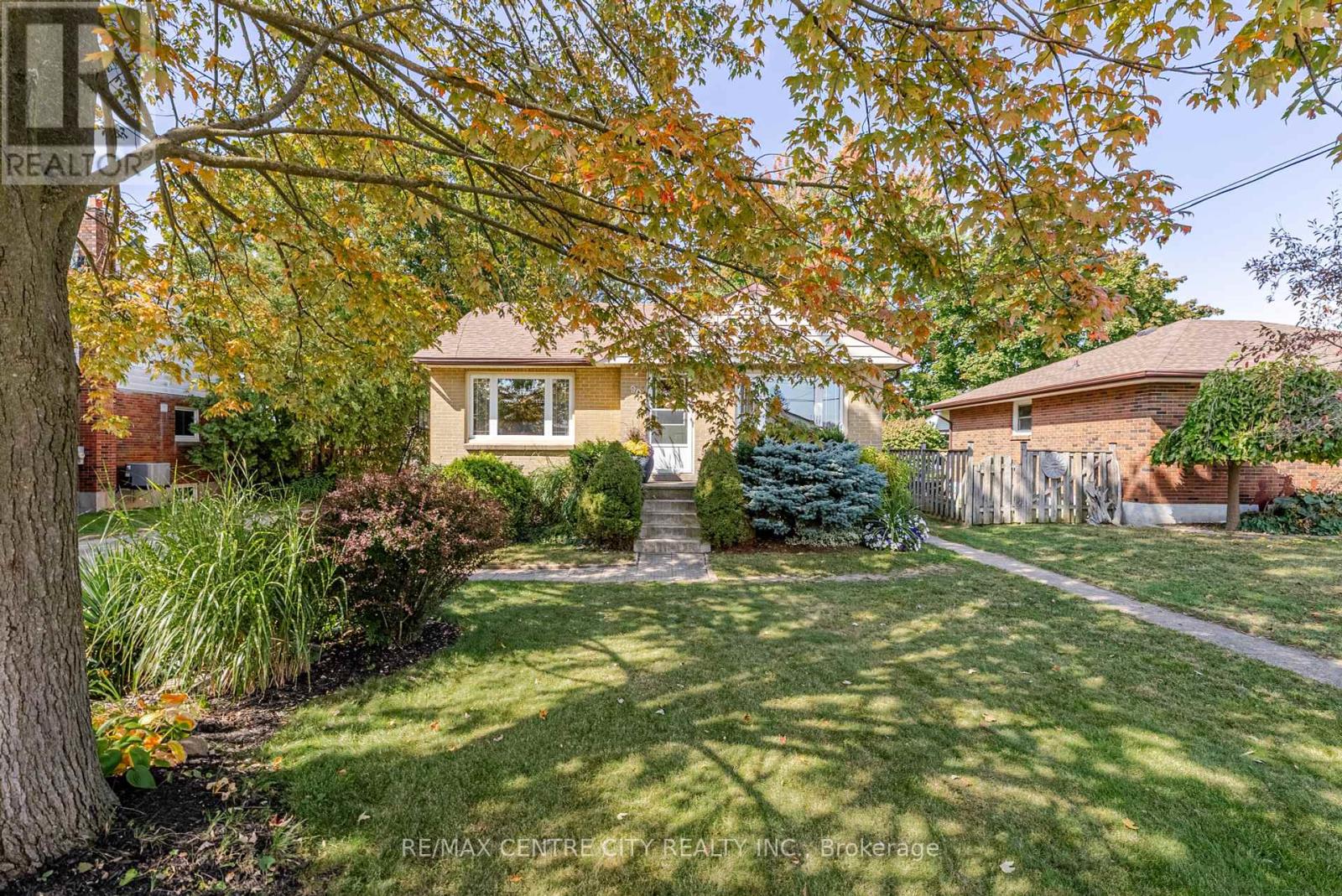 90 Caverly Road, Aylmer, Ontario  N5H 2P4 - Photo 3 - X12420145