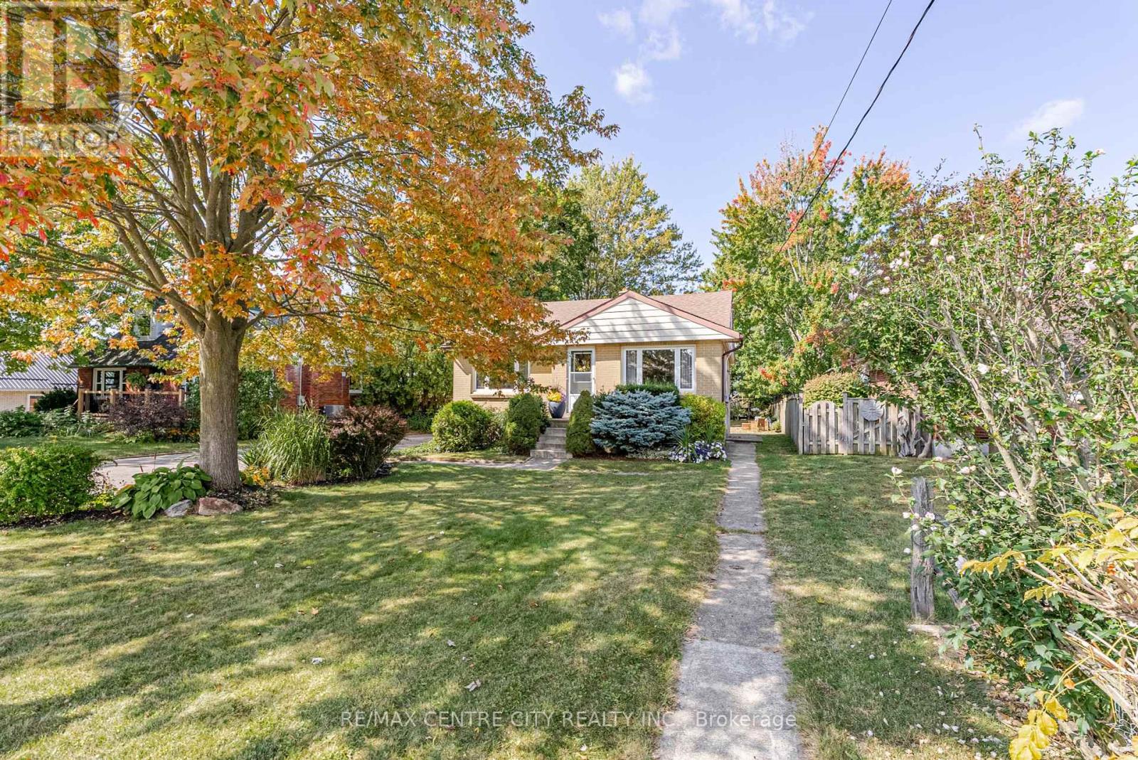 90 Caverly Road, Aylmer, Ontario  N5H 2P4 - Photo 4 - X12420145
