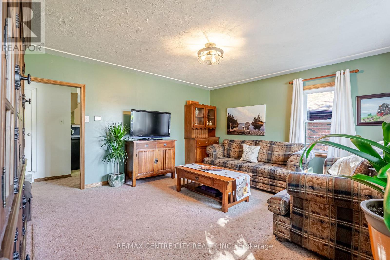 90 Caverly Road, Aylmer, Ontario  N5H 2P4 - Photo 9 - X12420145